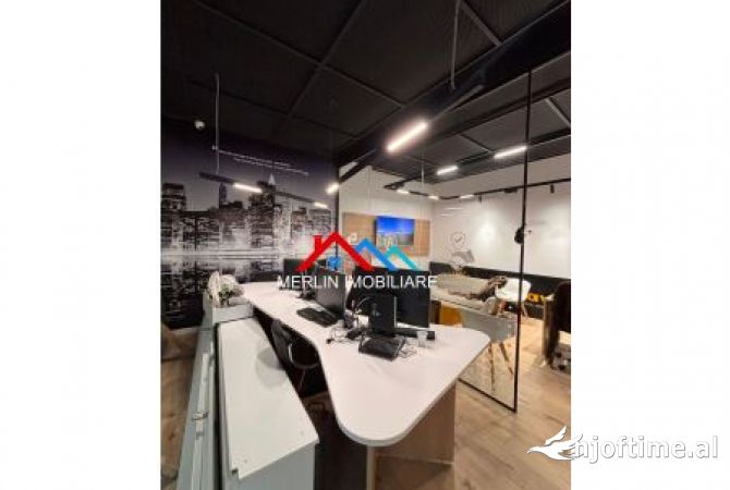 Ambient biznesi me qera 1+1 ne Tirane - 100,000 Leke