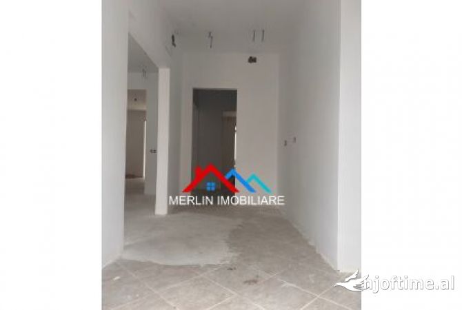 Ambient biznesi me qera 1+1 ne Tirane - 2,500 Euro