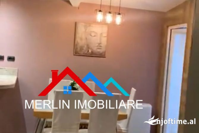 Shtepi me qera 2+1 ne Tirane - 900 Euro