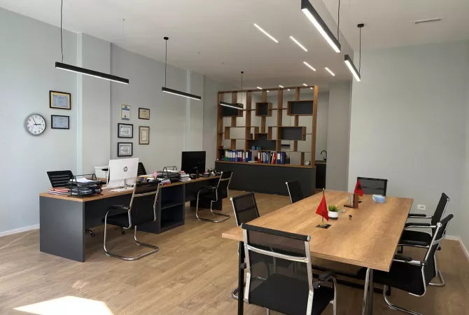Ambient biznesi me qera 1+1 ne Tirane - 780 Euro