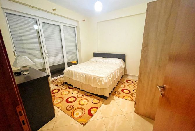 Shtepi me qera Apartament ne Tirane, 2+1, Mobilimi E mobiluar, Pagesa 550  Euro.