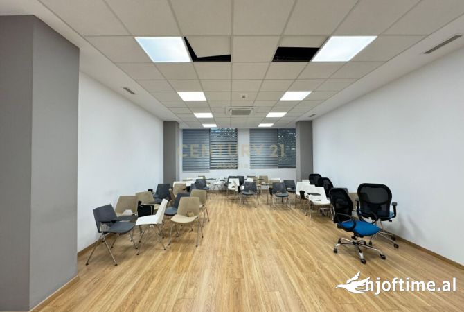 Ambient biznesi me qera 1+1 ne Tirane - 4,600 Euro