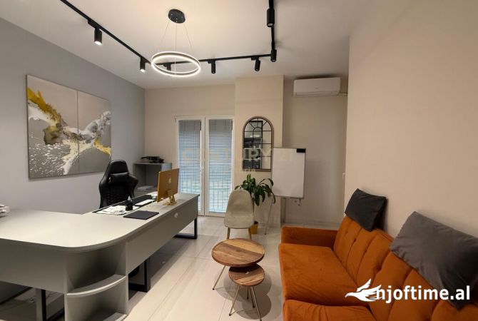 Ambient biznesi me qera 1+1 ne Tirane - 650 Euro
