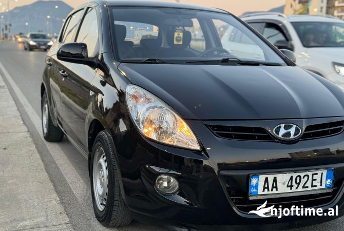 Makina ne shitje ne Tirane - 6,500 Euro