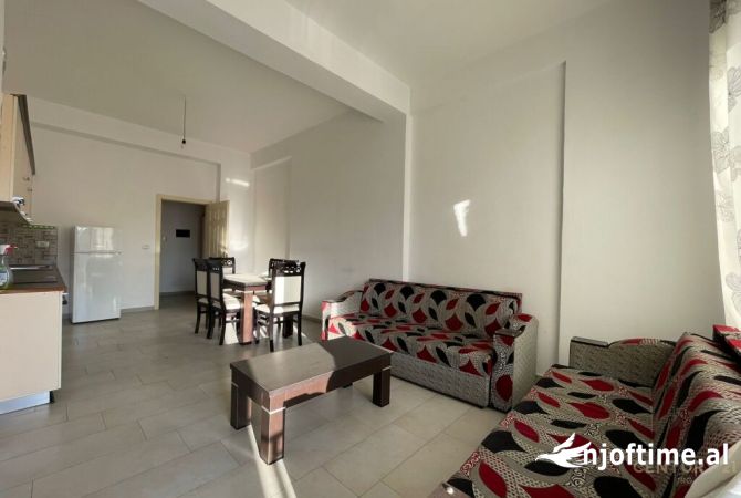 Shtepi ne shitje Apartament ne Tirane, 2+1, Mobilimi Pjeserisht e mobiluar, Pagesa 134,990  Euro.