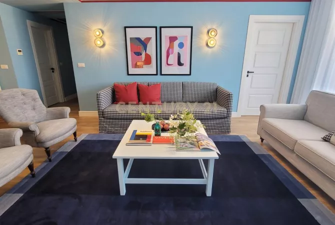 Shtepi me qera Apartament ne Tirane, 3+1, Mobilimi E mobiluar, Pagesa 1,200  Euro.