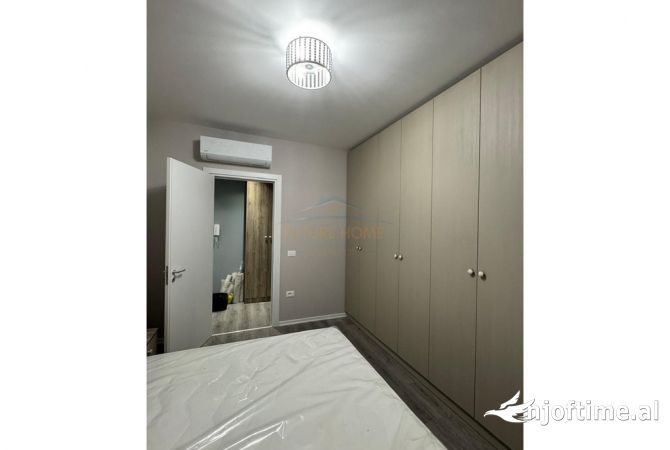 Shtepi me qera Apartament ne Tirane, 1+1, Mobilimi E mobiluar, Pagesa 650  Euro.