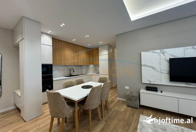 Shtepi me qera 2+1 ne Tirane - 800 Euro