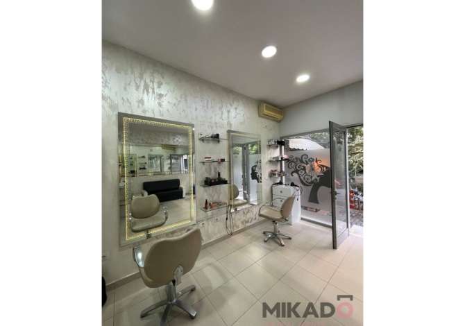 Shitet Biznesi Parukeri