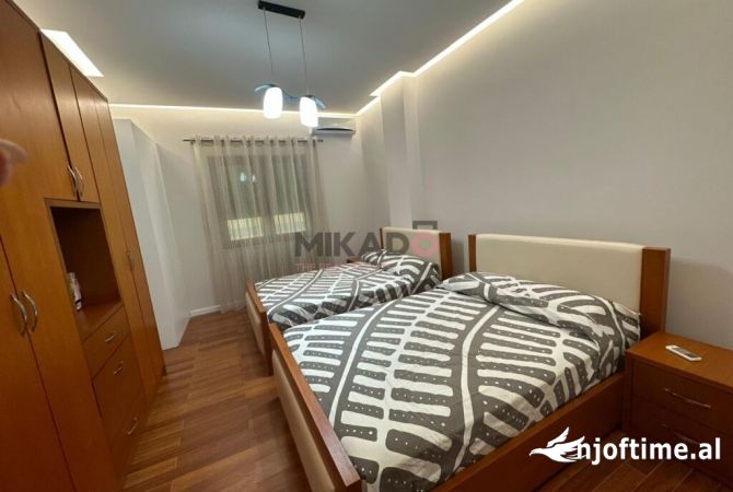 Shtepi me qera 2+1 ne Tirane - 900 Euro