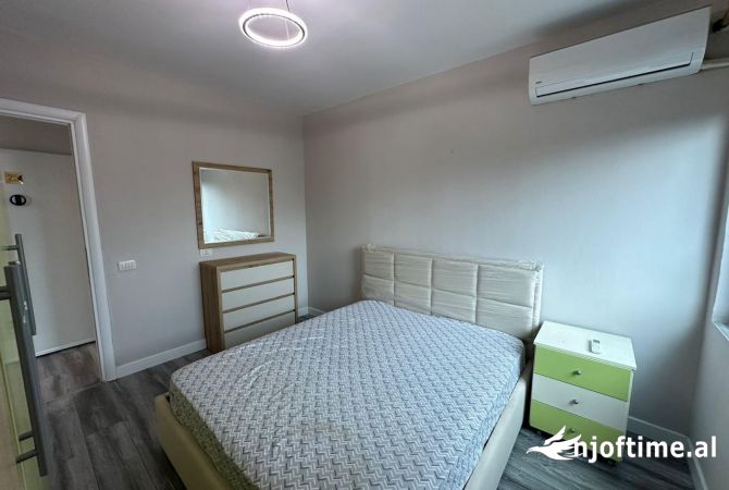 Apartament me qira 