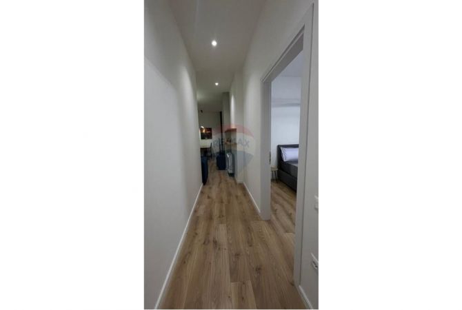 Shtepi me qera 2+1 ne Tirane - 700 Euro