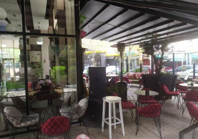 Bar I Kompletuar Me Qera