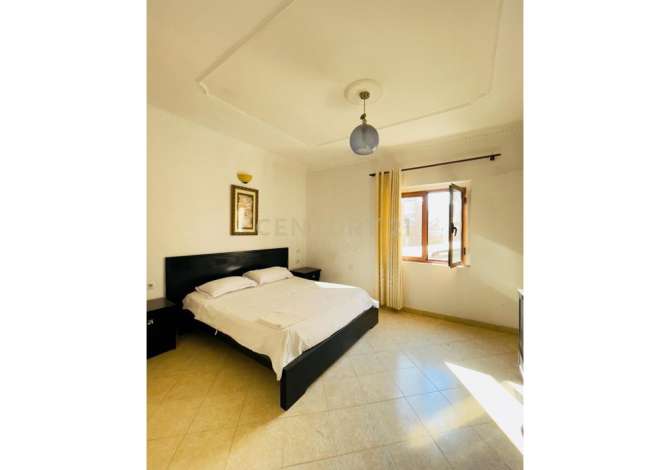 HOTEL ME QIRA, 21 Dhjetori