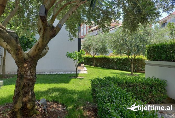 Shtepi me qera 5+1 ne Tirane - 3,900 Euro