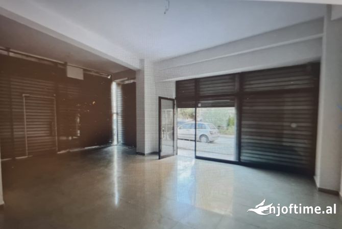 Ambient biznesi me qera 1+1 ne Tirane - 750 Euro
