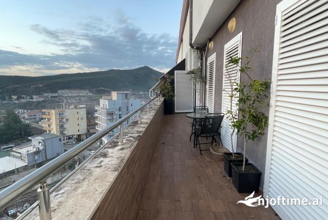 Shtepi ne shitje 3+1 ne Tirane - 185,000 Euro