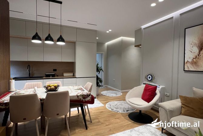 Shtepi ne shitje 2+1 ne Vlore - 220,000 Euro