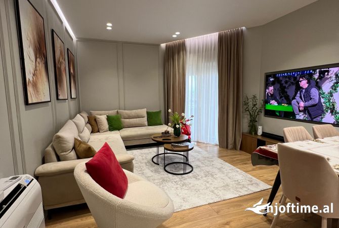 Shtepi ne shitje 2+1 ne Vlore - 220,000 Euro