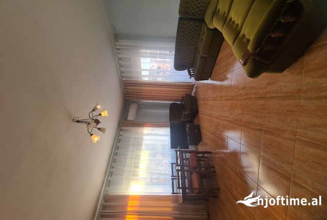 Shtepi me qera 1+1 ne Tirane - 430 Euro