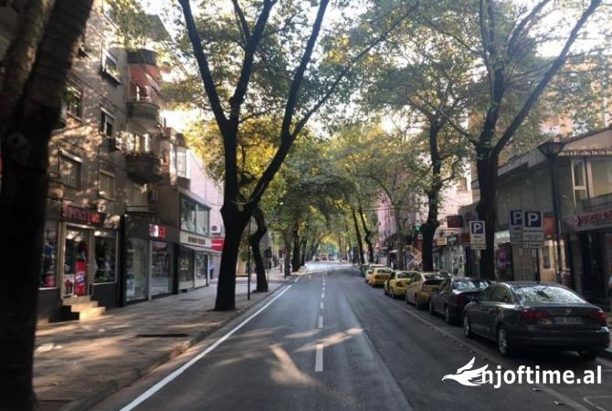 Ambient biznesi me qera 3+1 ne Tirane - 1,600 Euro