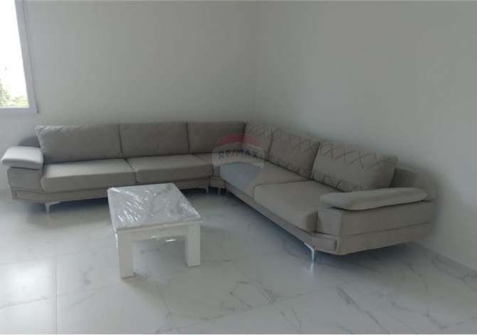 Shtepi me qera 2+1 ne Tirane - 300 Euro