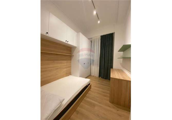 Shtepi me qera Apartament ne Tirane, 3+1, Mobilimi E mobiluar, Pagesa 700  Euro.