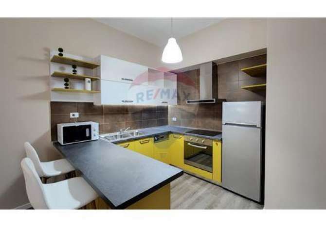 Shtepi me qera 2+1 ne Tirane - 800 Euro