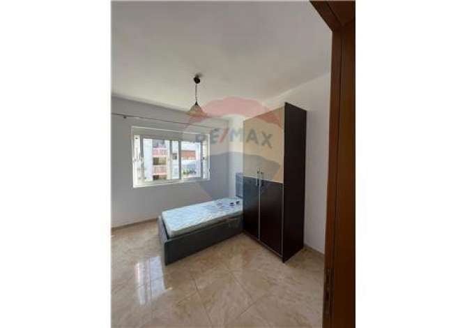 Shtepi me qera Apartament ne Tirane, 2+1, Mobilimi E mobiluar, Pagesa 500  Euro.