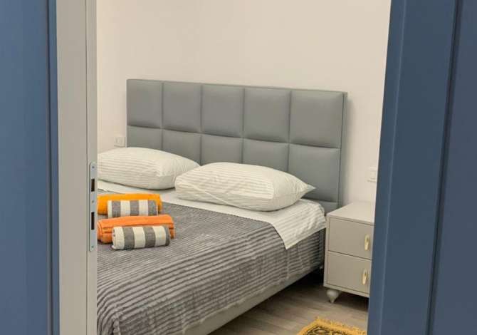 Shtepi me qera Apartament ne Tirane, 1+1, Mobilimi E mobiluar, Pagesa 500  Euro.