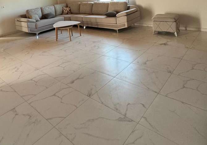 Shtepi me qera 2+1 ne Tirane - 300 Euro