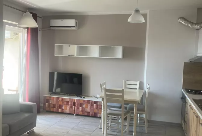 Shtepi me qera 1+1 ne Tirane - 500 Euro