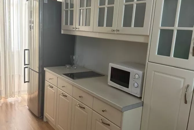 Shtepi me qera Apartament ne Tirane, 2+1, Mobilimi E mobiluar, Pagesa 700  Euro.