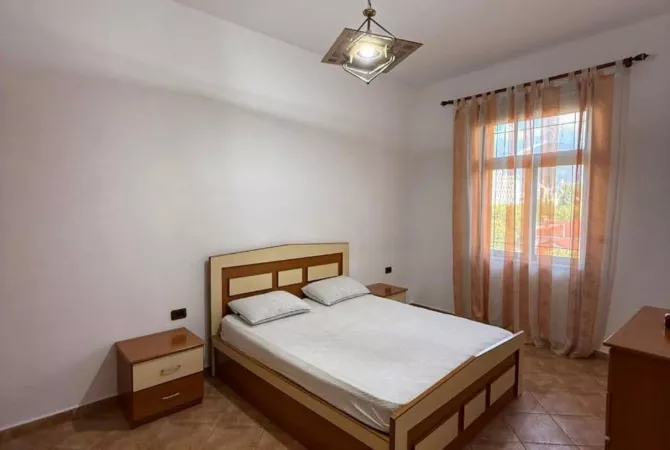 Shtepi me qera 1+1 ne Tirane - 600 Euro