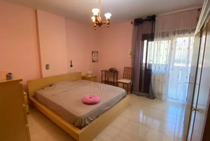 Shtepi me qera Apartament ne Tirane, 1+1, Mobilimi E mobiluar, Pagesa 550  Euro.