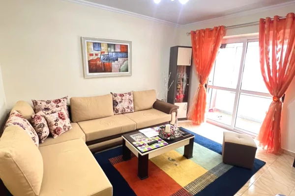 Shtepi ne shitje 2+1 ne Tirane - 140,000 Euro