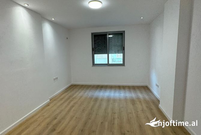 Shtepi ne shitje 2+1 ne Tirane - 170,000 Euro