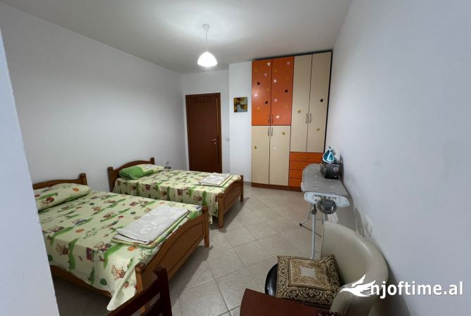 Shtepi me qera 2+1 ne Tirane - 700 Euro