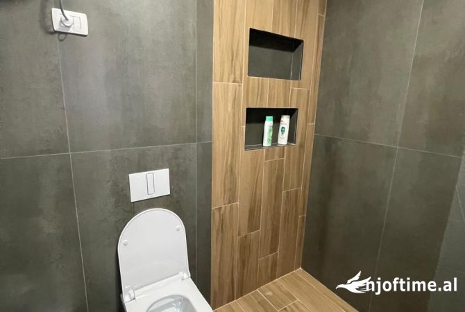 Shtepi me qera Apartament ne Tirane, 1+1, Mobilimi E mobiluar, Pagesa 450  Euro.