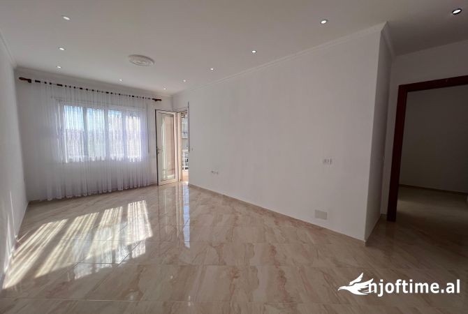 Shtepi ne shitje 1+1 ne Tirane - 78,000 Euro