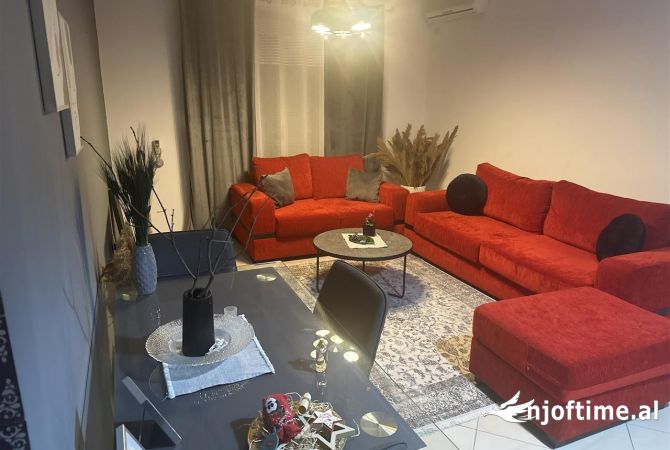 Shtepi me qera 1+1 ne Tirane - 450 Euro