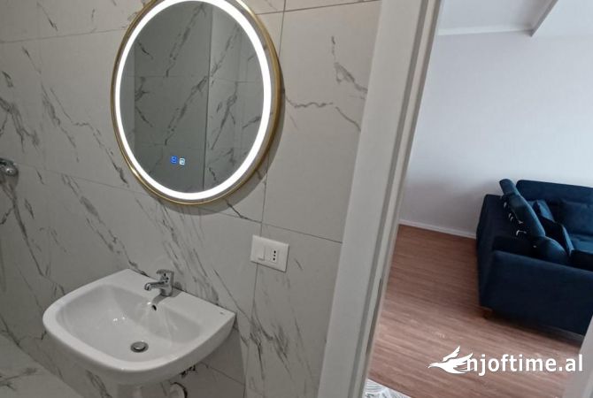 Shtepi me qera Apartament ne Tirane, 1+1, Mobilimi E mobiluar, Pagesa 50,000  Leke.