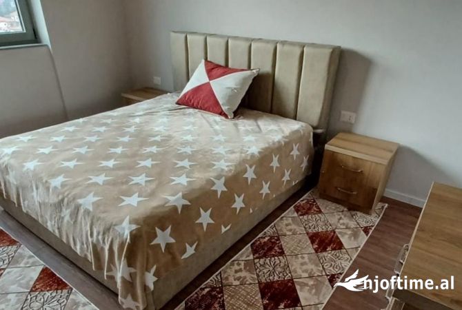 Shtepi me qera Apartament ne Tirane, 1+1, Mobilimi E mobiluar, Pagesa 50,000  Leke.