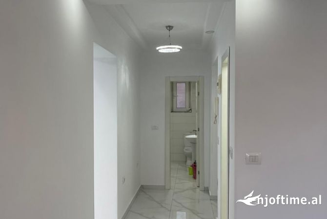 Shtepi ne shitje 1+1 ne Tirane - 145,000 Euro