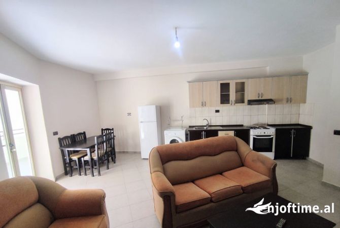 Shtepi ne shitje 2+1 ne Tirane - 95,000 Euro
