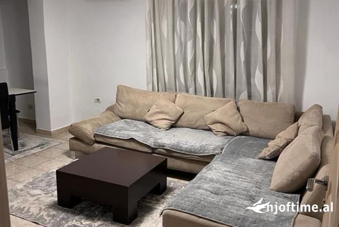 Shtepi me qera 1+1 ne Tirane - 45,000 Leke