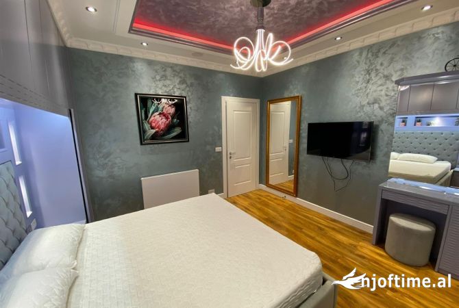 Shtepi me qera Apartament ne Tirane, 2+1, Mobilimi E mobiluar, Pagesa 450  Euro.