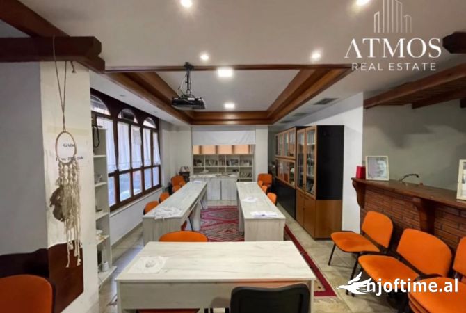 Ambient biznesi me qera 3+1 ne Tirane - 700 Euro