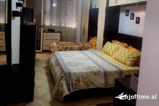 Apartment for sale in Tirana 1+1, Furnished