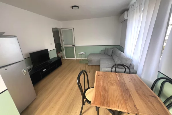 Shtepi me qera 1+1 ne Tirane - 50,000 Leke